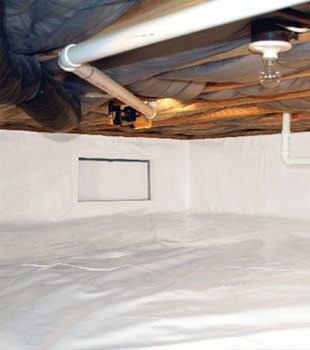 A complete crawl space vapor barrier in Maumelle installed by our contractors